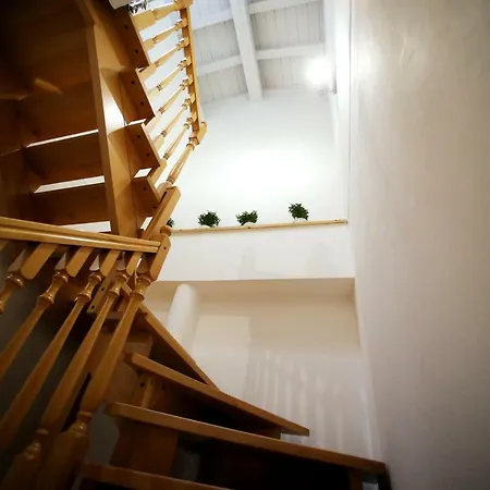 Ermi Guest house *